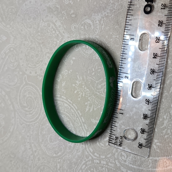 Coors light St. Patricks Day rubber bracelets, set of 5, NEW - Picture 6 of 6